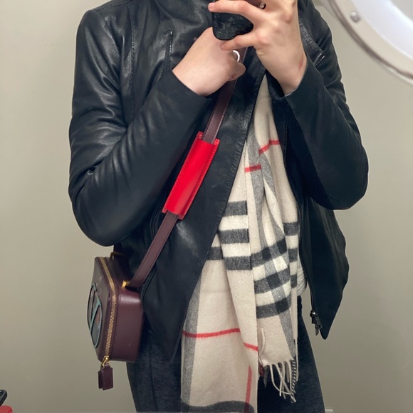 BRAND NEW! Valentino Garavani Crossbody Bag - Picture 6 of 12